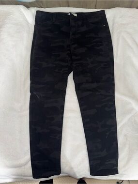 Sanctuary Black Camo Skinny Jeans